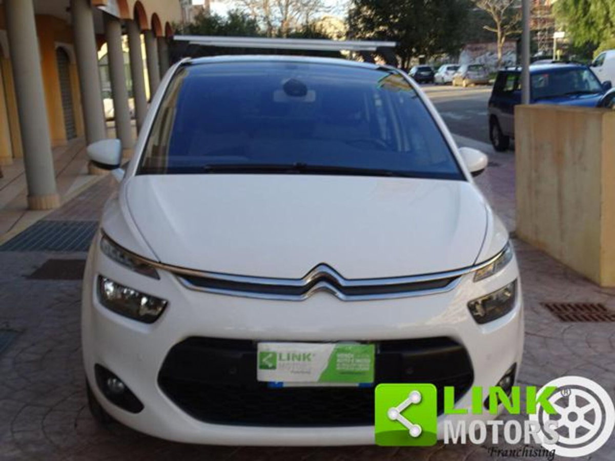 Citroen C4 Picasso 1.6 HDi 115 Attraction (2)