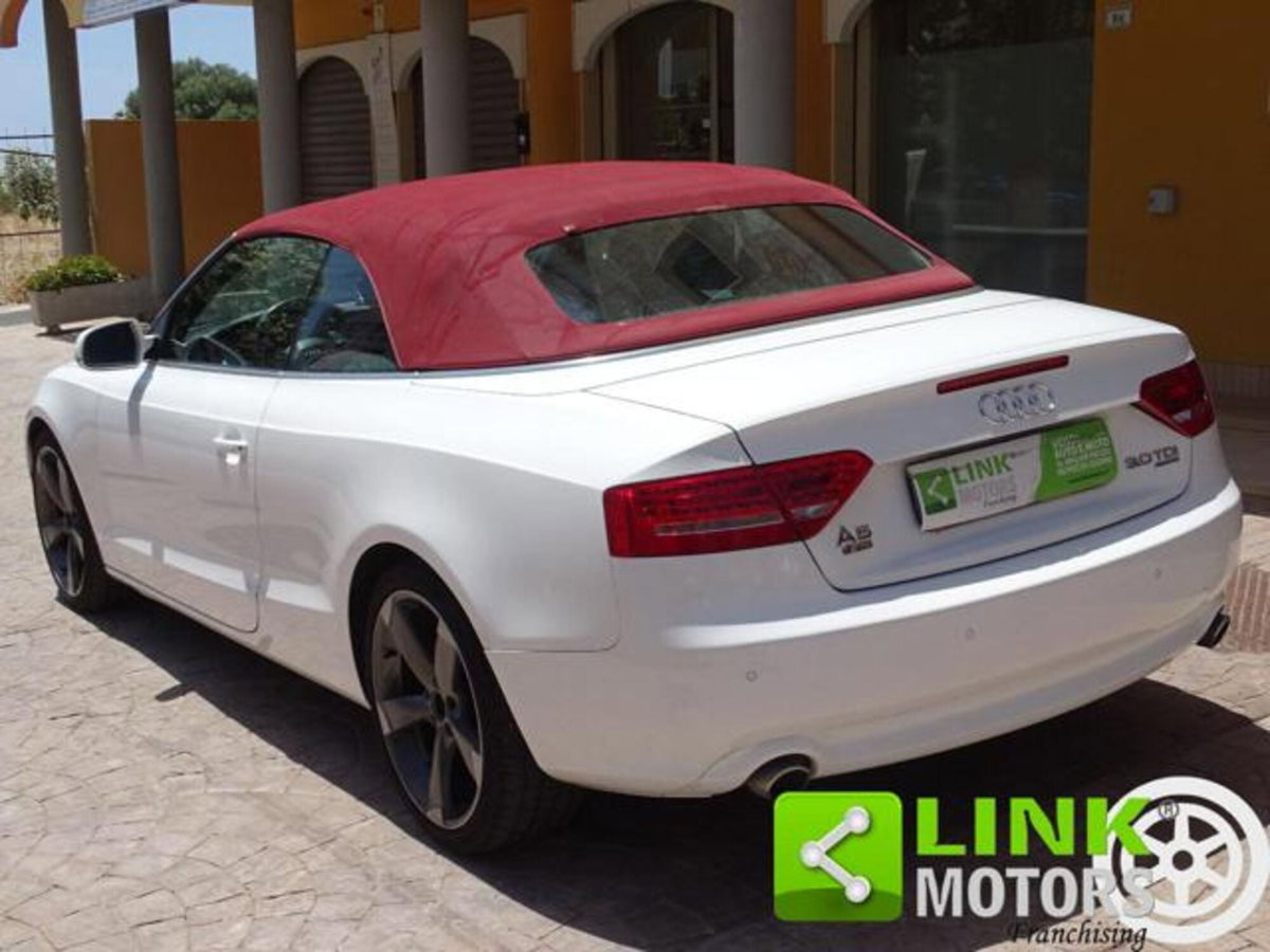 Audi A5 Cabrio 3.0 V6 TDI F.AP. quattro S tr. (7)