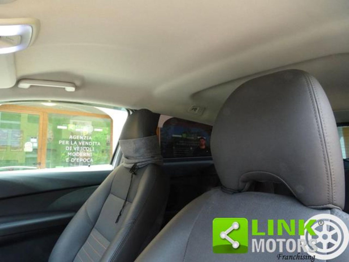 Volvo C30 1.6 D (11)