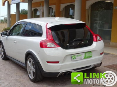 Volvo C30 1.6 D (6)