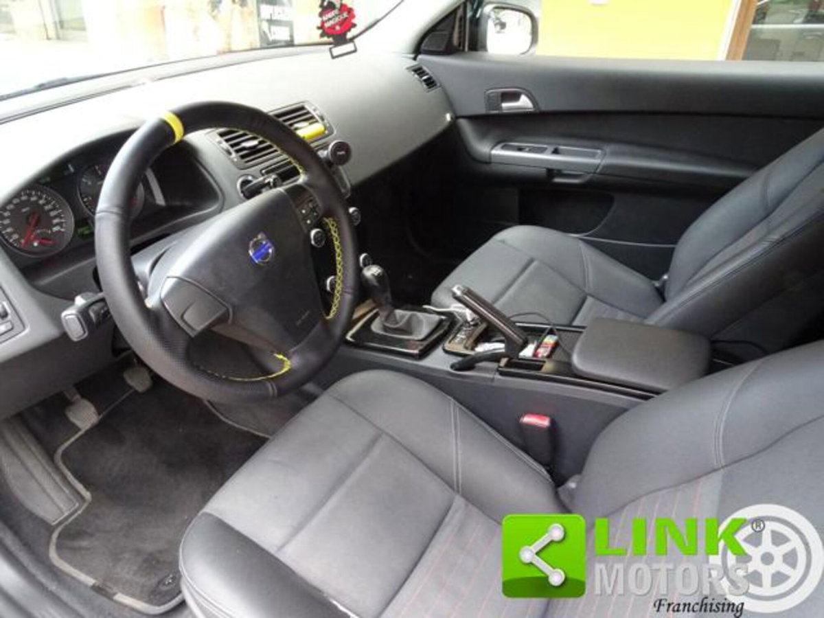 Volvo C30 1.6 D (7)