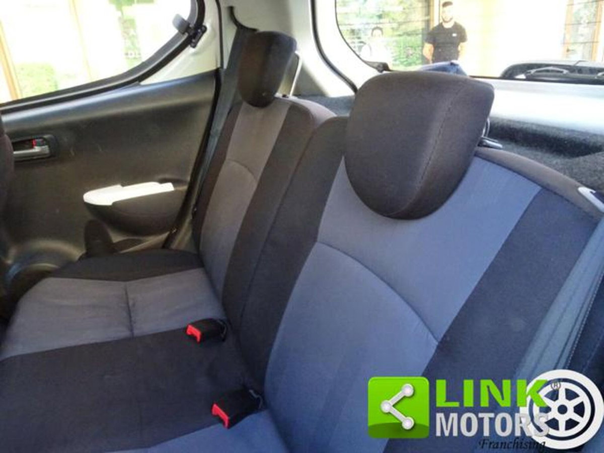 Suzuki Alto 1.0 A/T GL (9)