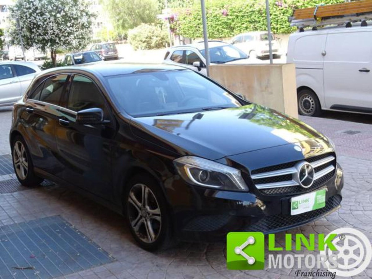 Mercedes-Benz Classe A 180 CDI Dark Night Edition (3)