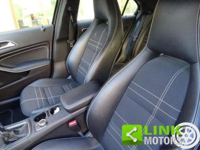 Mercedes-Benz Classe A 180 CDI Dark Night Edition (8)