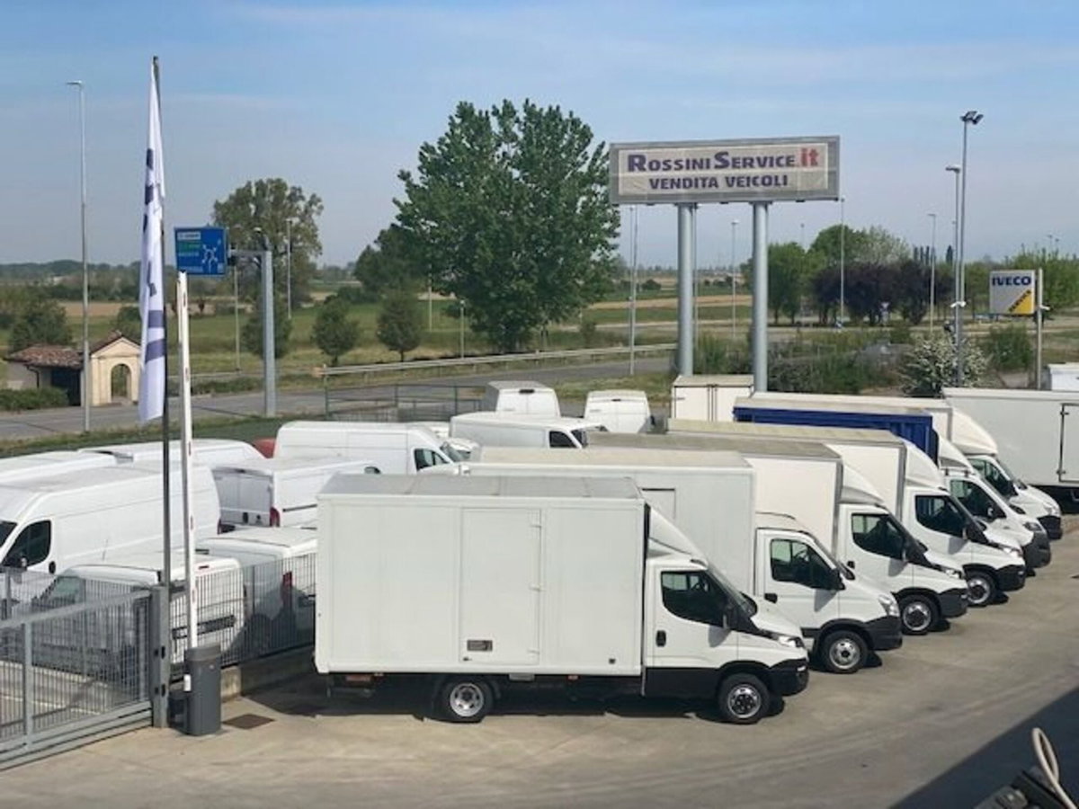 Fiat Ducato cassonato ribaltabile L3 2.2 diesel 180cv (9)