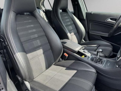 Mercedes-Benz GLA SUV 180 d Business (15)