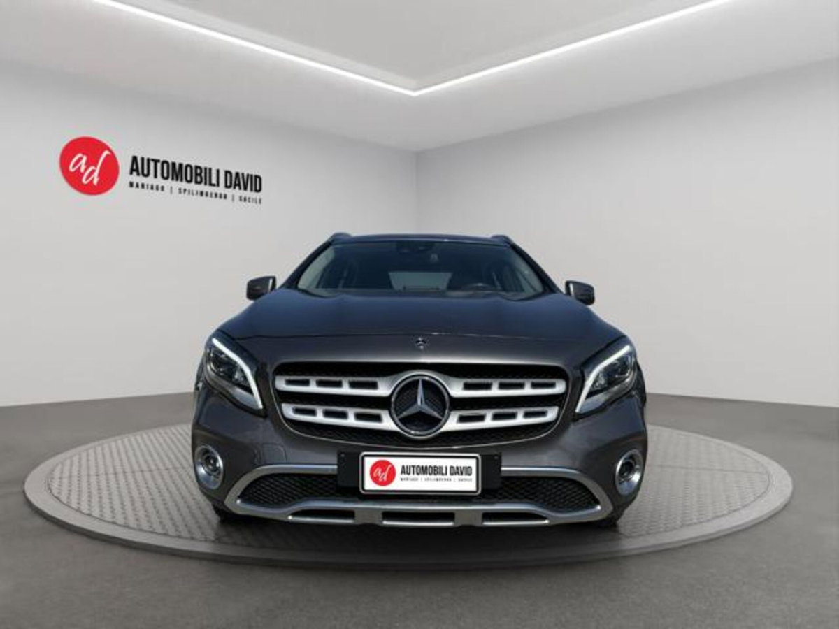 Mercedes-Benz GLA SUV 180 d Business (5)