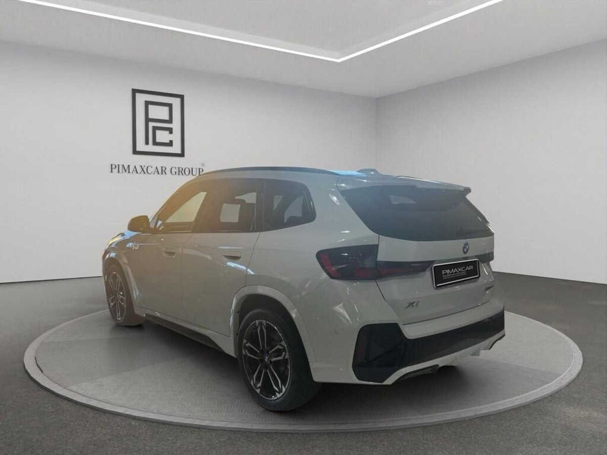 BMW X1 sDrive 18d Msport (3)