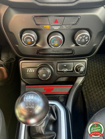 Jeep Renegade 2.0 Mjt 140CV 4WD Active Drive Longitude (10)