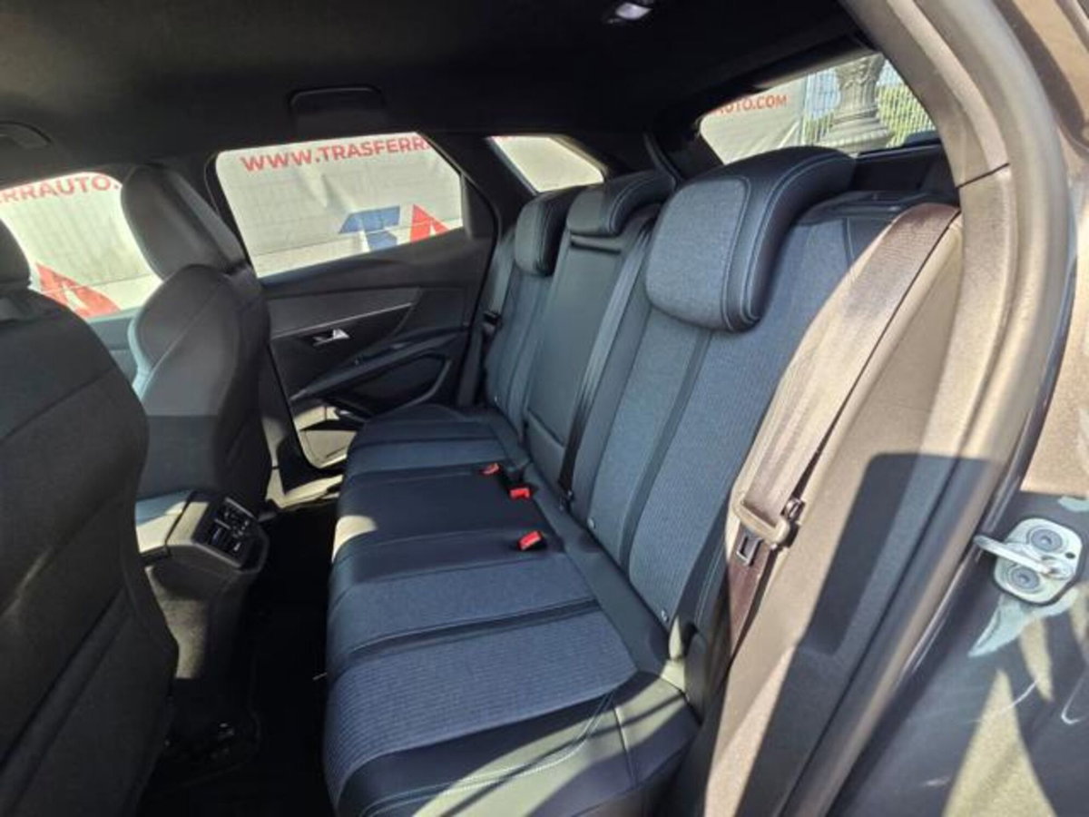 Peugeot 3008 BlueHDi 130 S&S Allure (10)