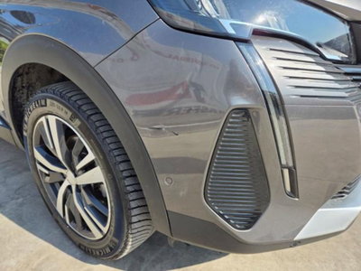 Peugeot 3008 BlueHDi 130 S&S Allure (17)