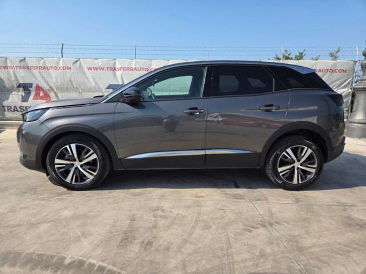 Peugeot 3008 BlueHDi 130 S&S Allure (2)
