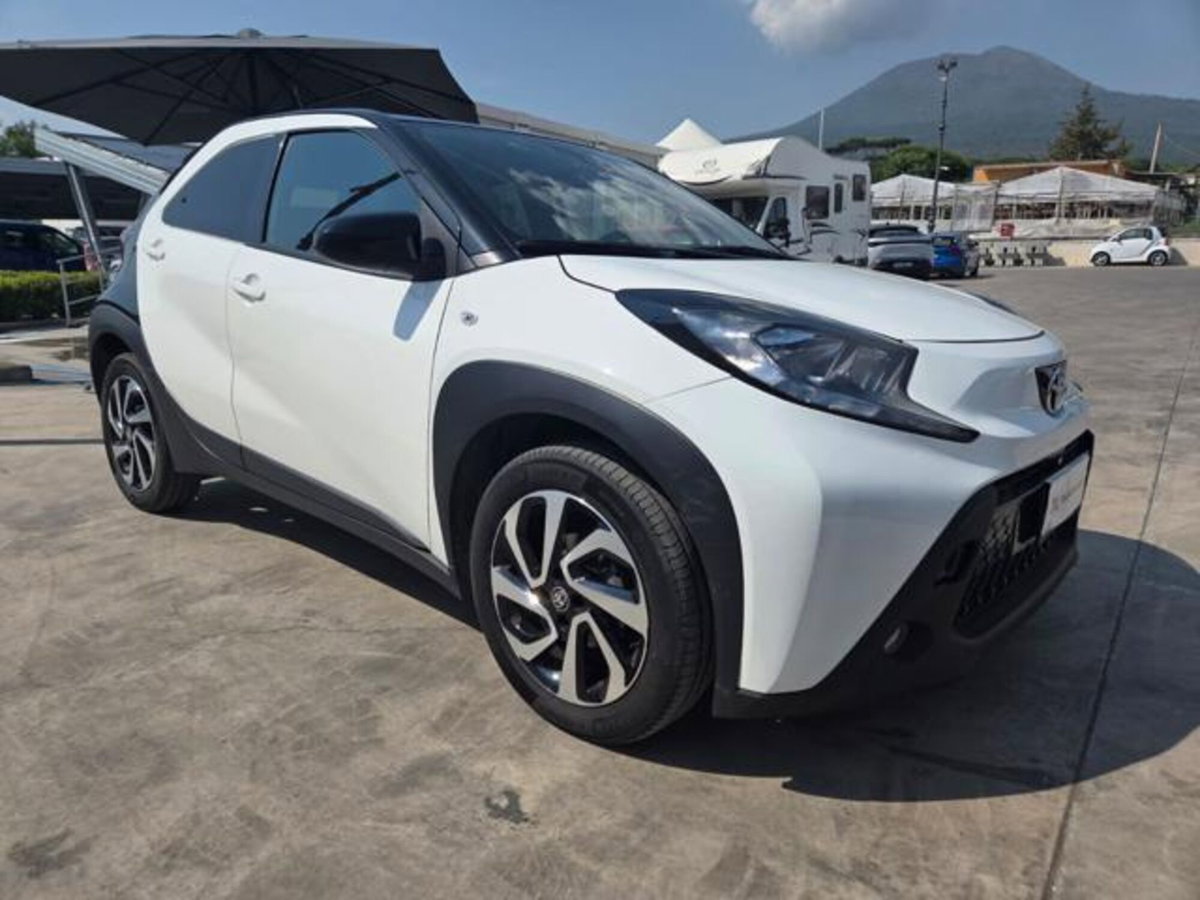 Toyota Aygo X 1.0 VVT-i 72 CV 5p. Undercover S-CVT (6)