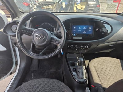 Toyota Aygo X 1.0 VVT-i 72 CV 5p. Undercover S-CVT (8)