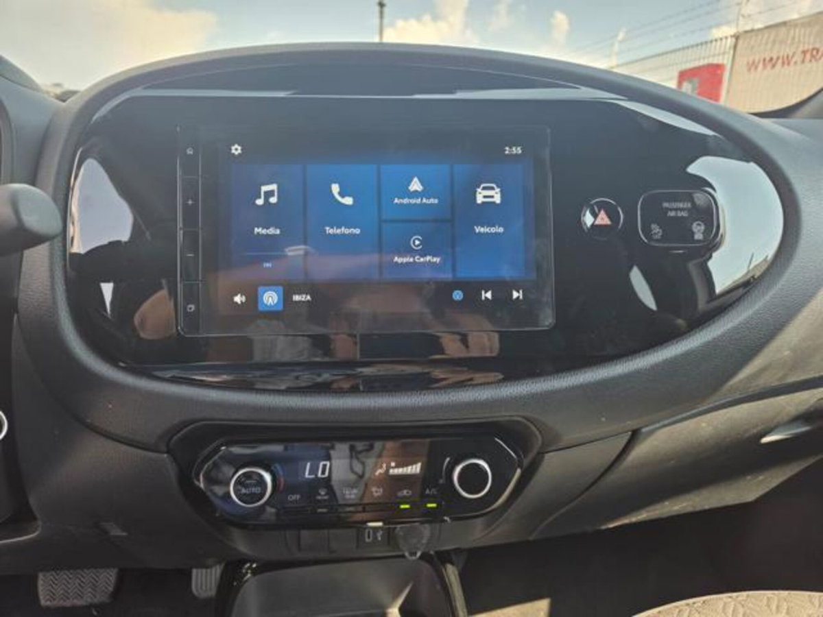 Toyota Aygo X 1.0 VVT-i 72 CV 5p. Undercover S-CVT (9)