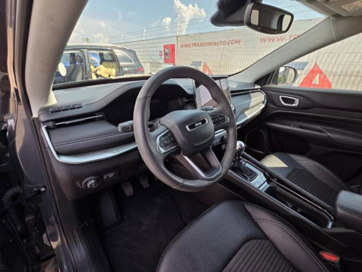 Jeep Compass 1.6 Multijet II 2WD Limited (11)