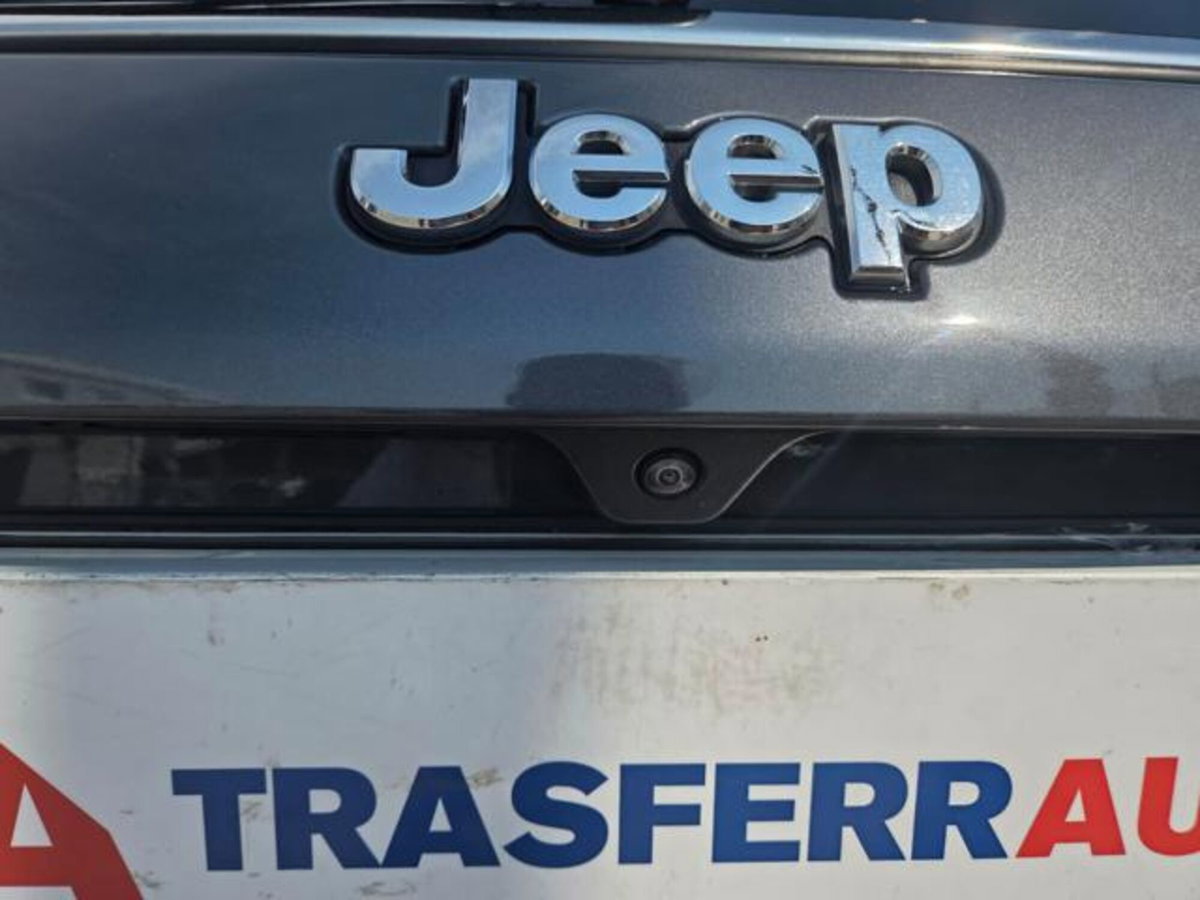 Jeep Compass 1.6 Multijet II 2WD Limited (16)