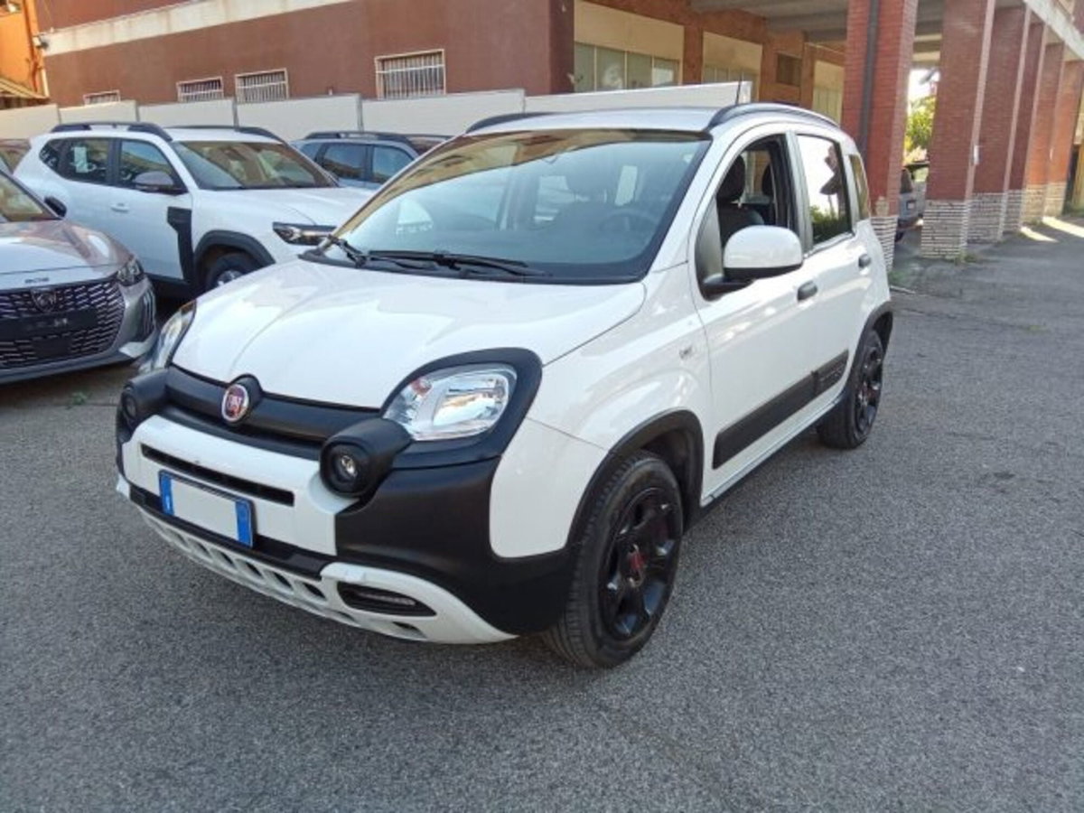 Fiat Panda Cross 1.0 firefly hybrid Cross s&s 70cv 5p.ti (2)