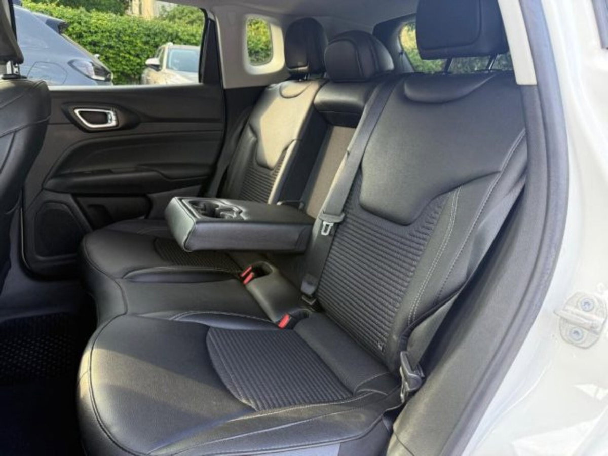 Jeep Compass 1.6 mjt Limited 2wd 130cv (7)