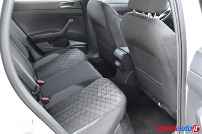 Volkswagen Taigo 1.5 tsi R-Line 150cv dsg (13)