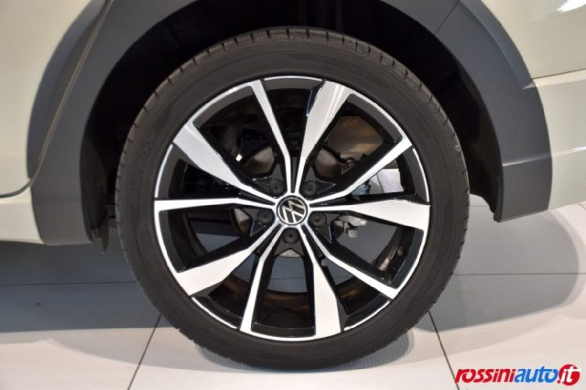 Volkswagen Taigo 1.5 tsi R-Line 150cv dsg (20)