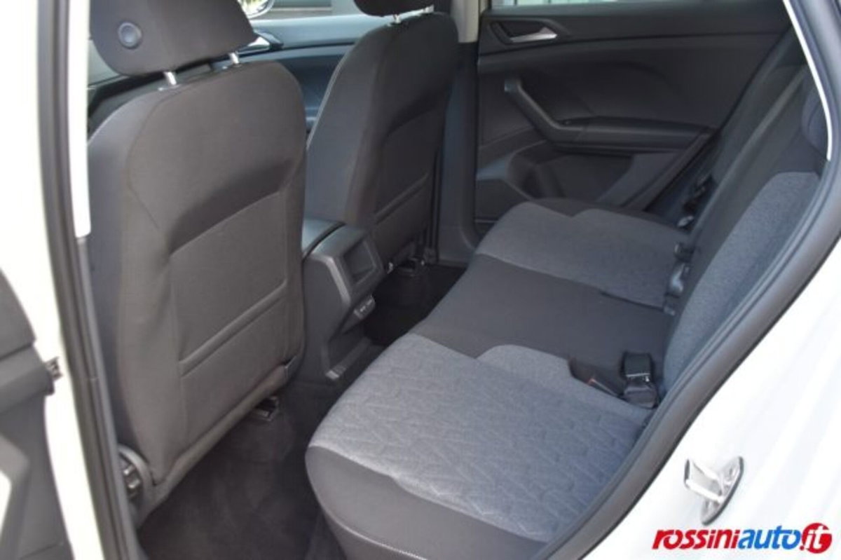 Volkswagen T-Cross 1.0 tsi Edition 115cv (12)