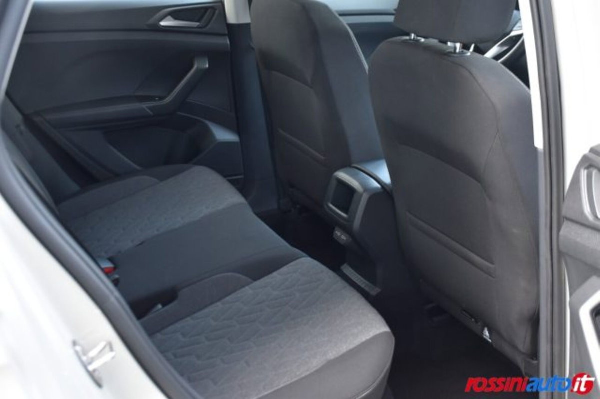 Volkswagen T-Cross 1.0 tsi Edition 115cv (13)