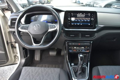 Volkswagen T-Cross 1.0 tsi Edition 115cv (9)