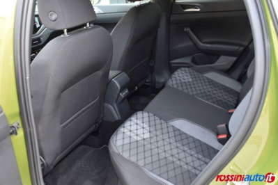 Volkswagen Taigo 1.5 tsi R-Line 150cv dsg (12)