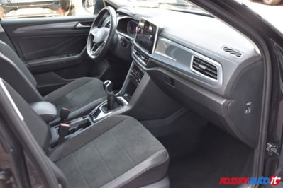 Volkswagen T-Roc 1.0 TSI Style (14)