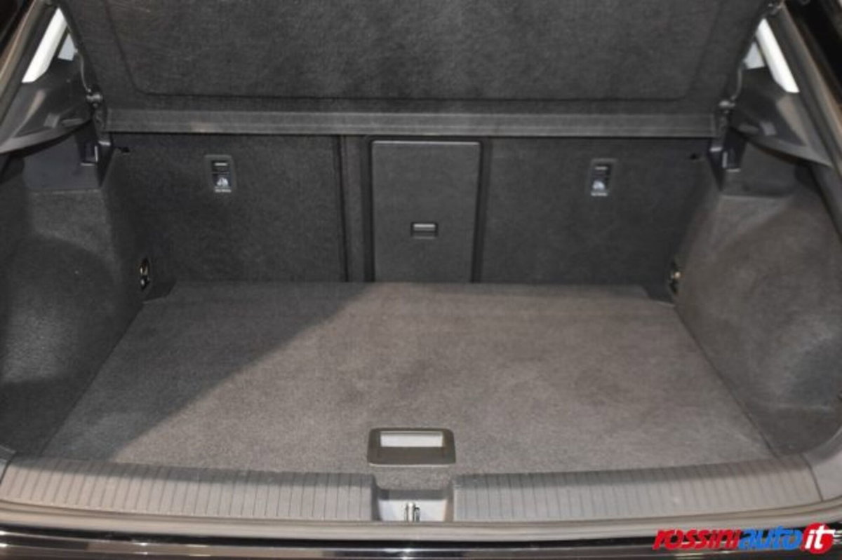 Volkswagen T-Roc 1.0 TSI Style (16)
