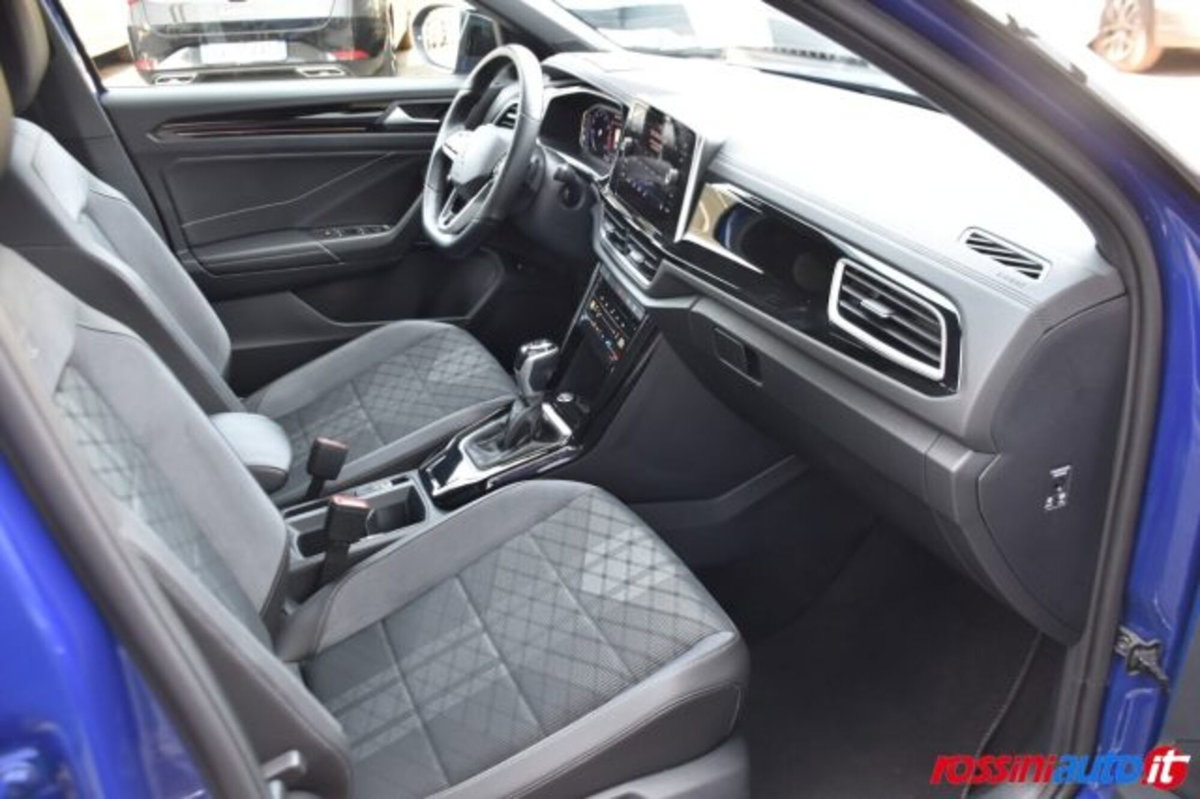 Volkswagen T-Roc 1.5 tsi R-Line dsg (14)