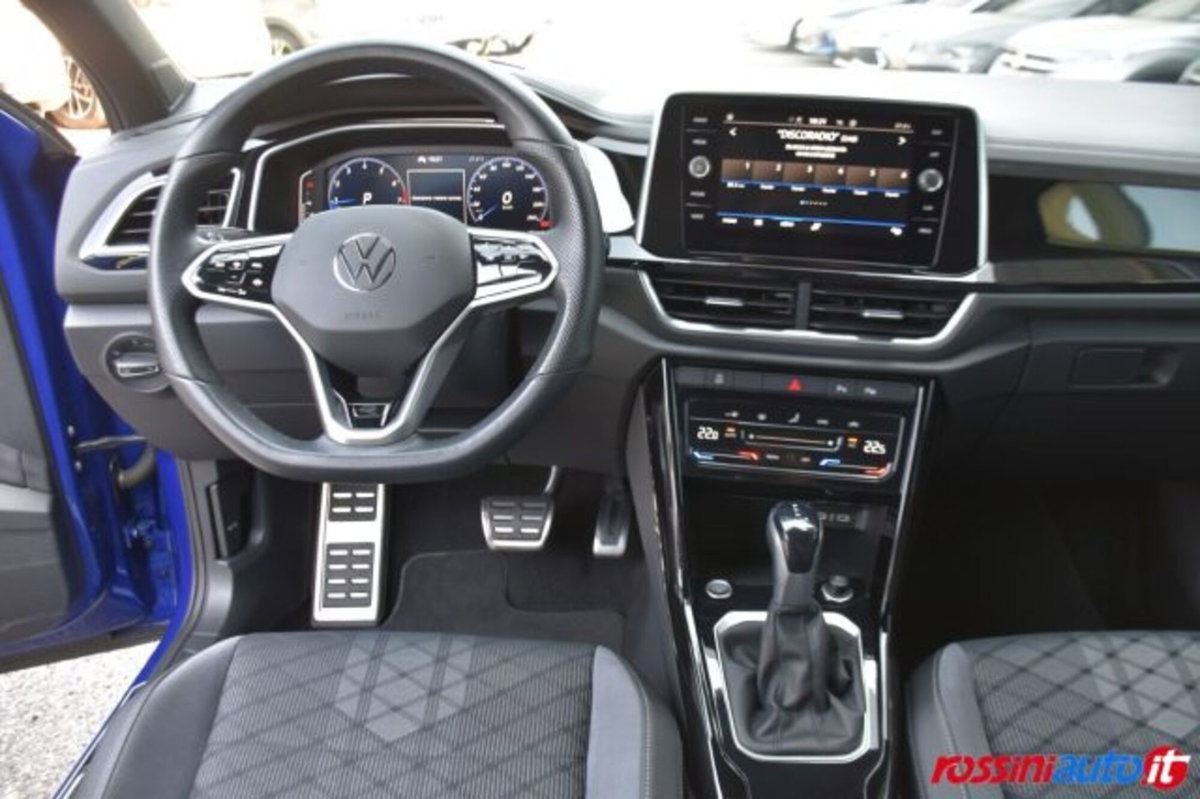Volkswagen T-Roc 1.5 tsi R-Line dsg (9)