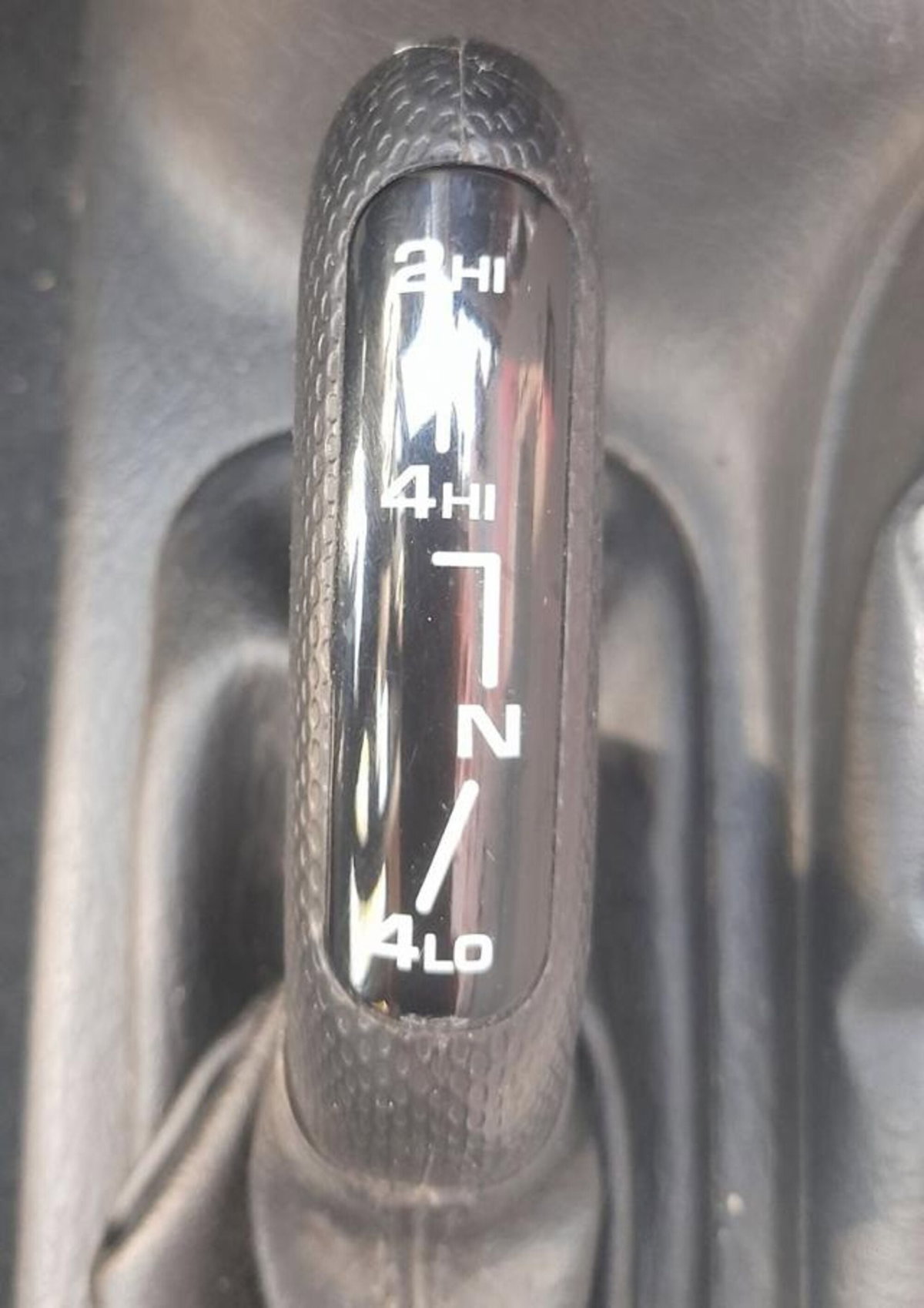Jeep Cherokee 2.5 CRD Limited (13)