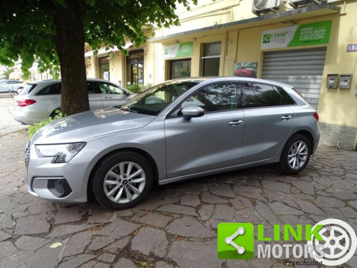 Audi A3 Sportback 2.0 tdi Business 116cv (10)