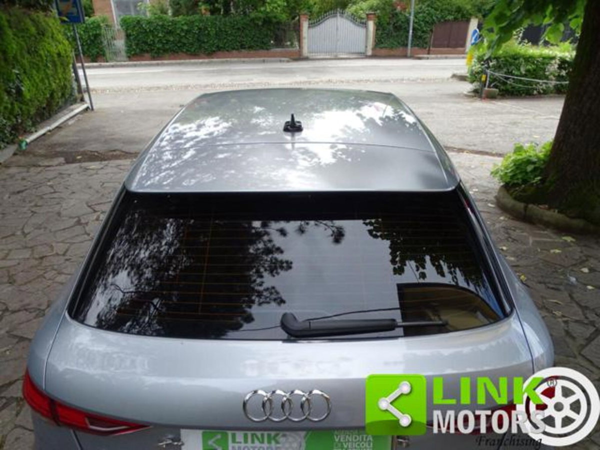 Audi A3 Sportback 2.0 tdi Business 116cv (18)