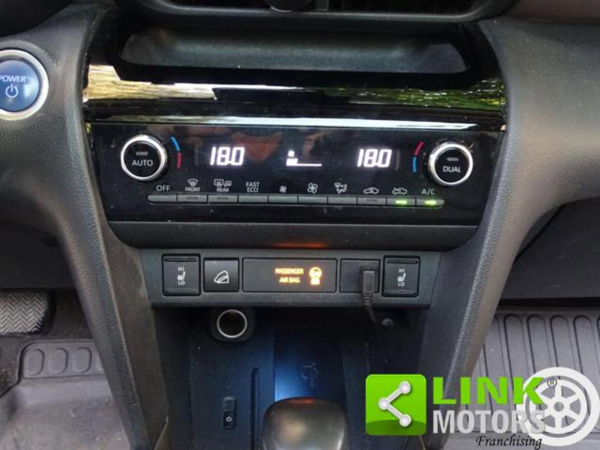 Toyota Yaris Cross 1.5 Hybrid 5p. E-CVT AWD-i Lounge (16)