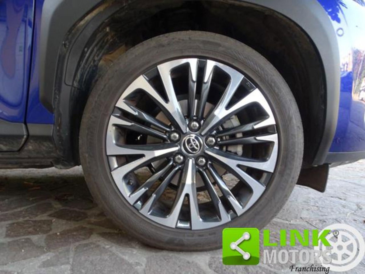 Toyota Yaris Cross 1.5 Hybrid 5p. E-CVT AWD-i Lounge (18)