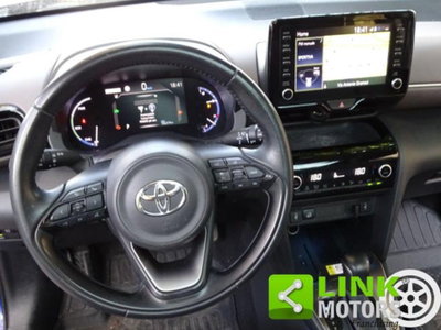 Toyota Yaris Cross 1.5 Hybrid 5p. E-CVT AWD-i Lounge (4)