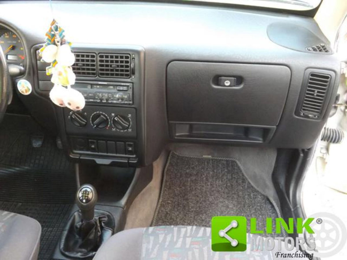 SEAT Cordoba cat 4 porte GLX (13)