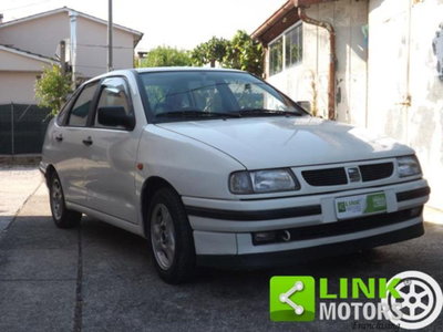 SEAT Cordoba cat 4 porte GLX (2)