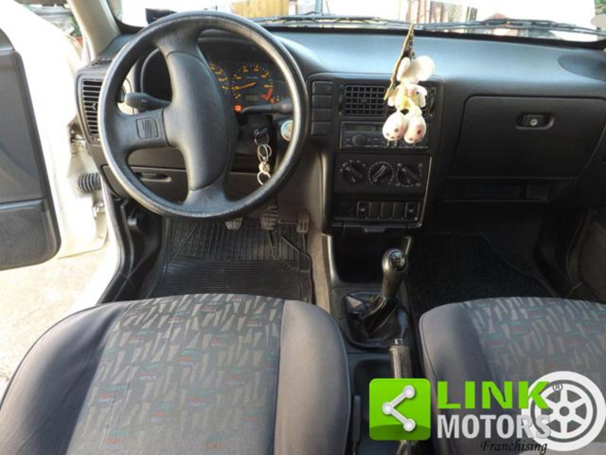 SEAT Cordoba cat 4 porte GLX (20)