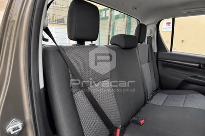 Toyota Hilux 2.D-4D 4WD porte Double Cab Lounge (15)