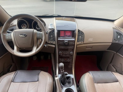 Mahindra XUV500 XUV500 2.2 16V FWD W8 N1 (5)