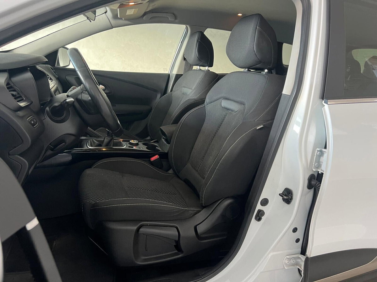 Renault Kadjar dCi 8V 115CV Business (19)