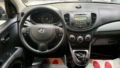 Hyundai i10 1.1 12V Fiorucci (12)