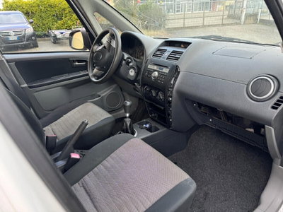Suzuki SX4 16V 4WD Outdoor Line (7)
