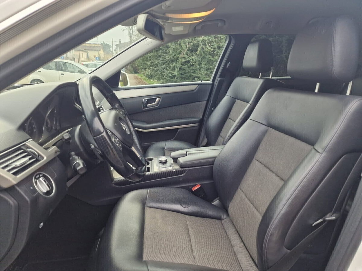 Mercedes-Benz Classe E Station Wagon 220 CDI BlueEFFICIENCY Avantgarde (20)