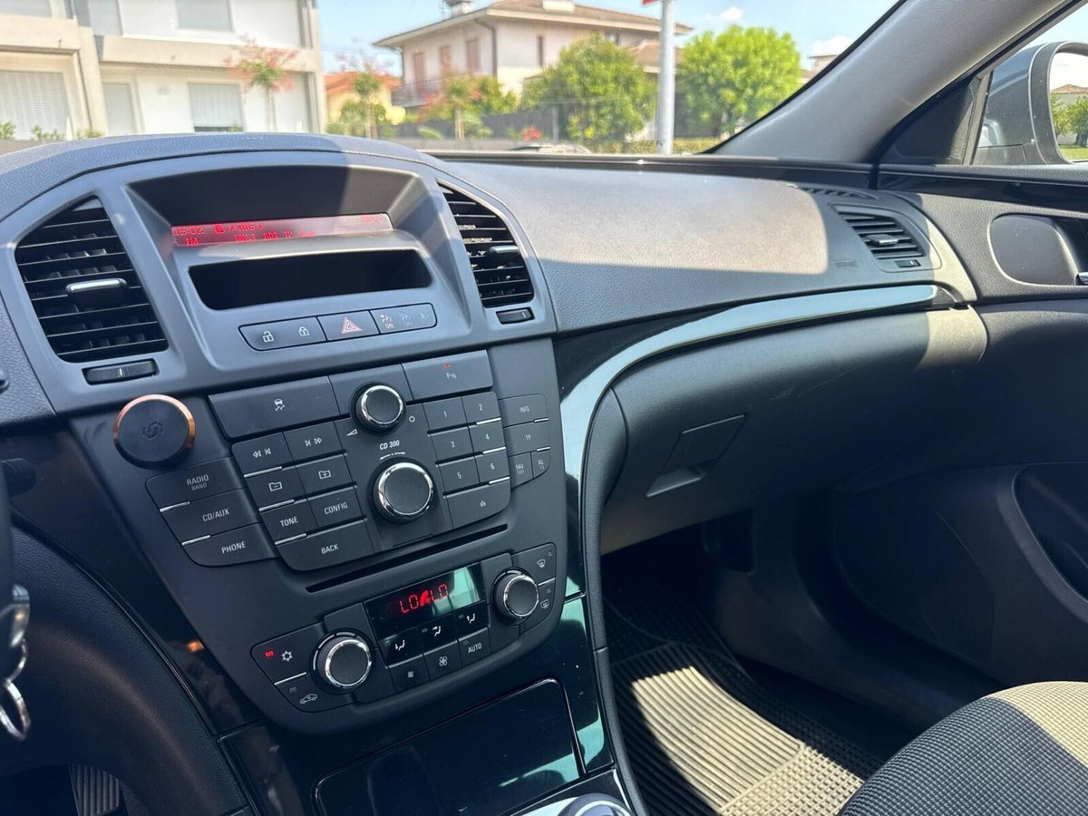 Opel Insignia Station Wagon CDTI Sports Cosmo (15)
