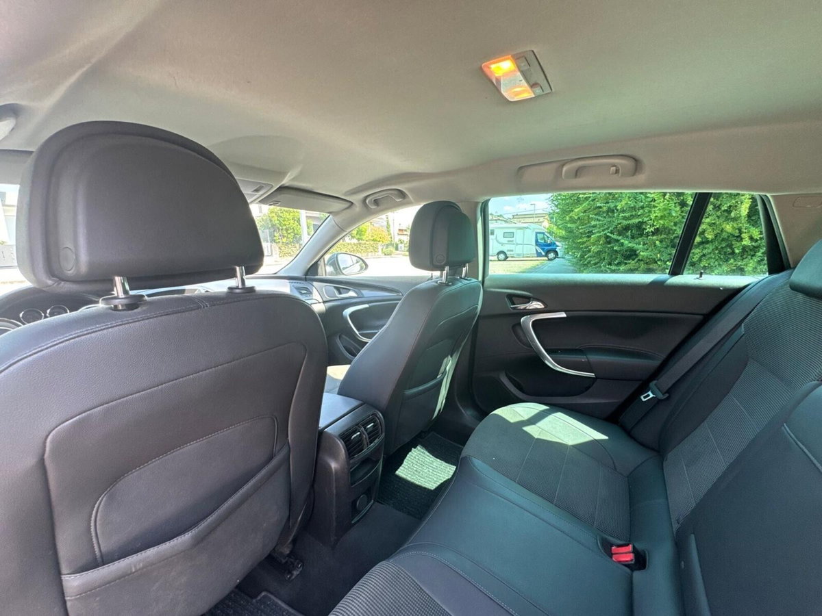 Opel Insignia Station Wagon CDTI Sports Cosmo (20)